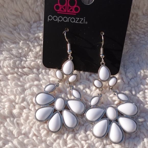 Colorful Canopy White Earrings. NWT